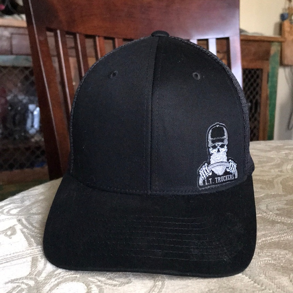 L.T.Truckers hat by 110 black/silver embroidery